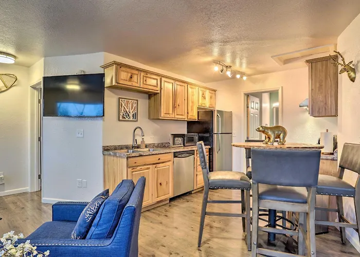 Coastal-View Apartment Near Downtown Anchorage!